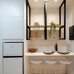 Boho Chic Retreat 아파트